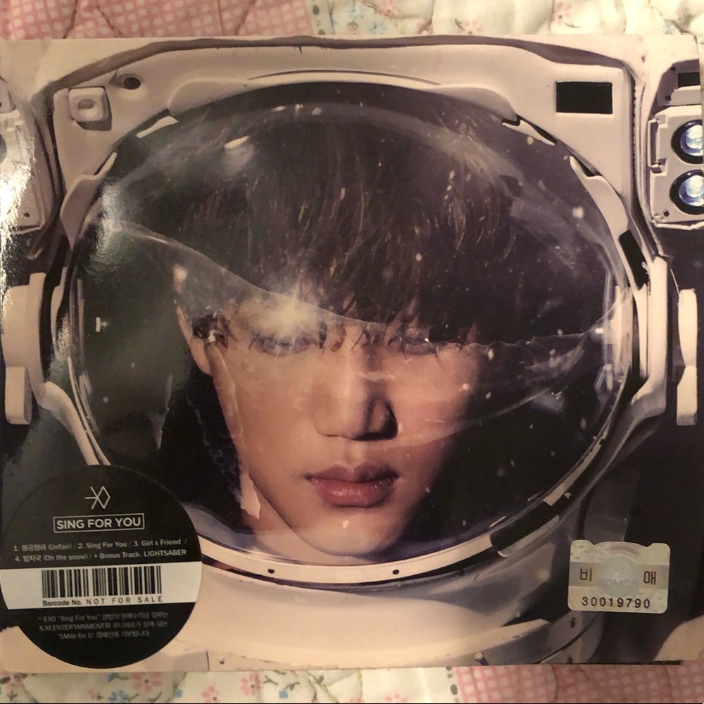 Exo signed cd - Picture 2 of 2